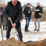 Grundsteinlegung für den Spielplatz